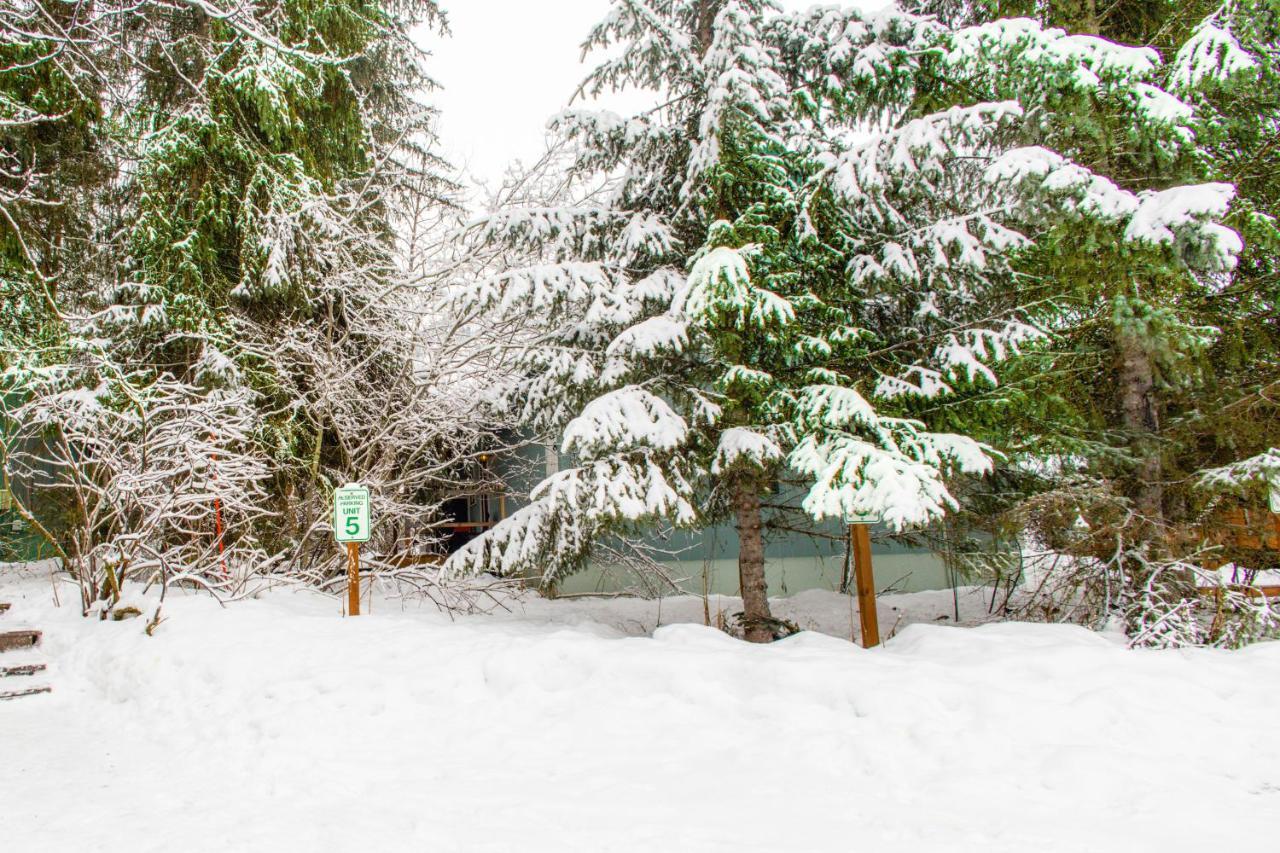 Snowbird Chalet #5 Girdwood Eksteriør bilde